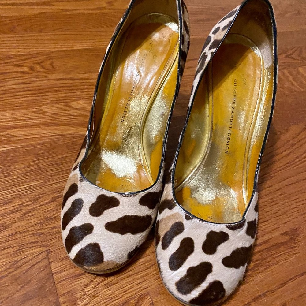 Giuseppe Zanotti fur leopard print wedges with red patent leather heel, size 38